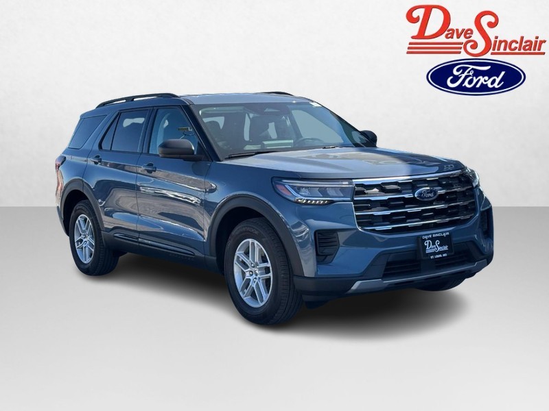Ford Explorer Vehicle Full-screen Gallery Image 04