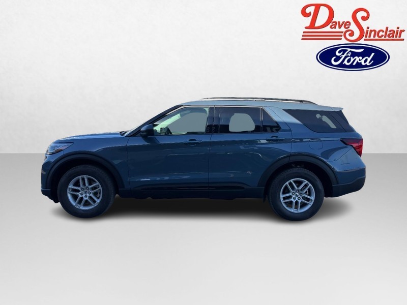 Ford Explorer Vehicle Full-screen Gallery Image 10