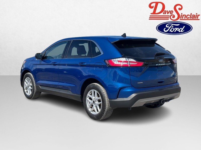Ford Edge Vehicle Image 09