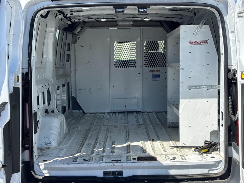 Ford Transit Van Vehicle Full-screen Gallery Image 11