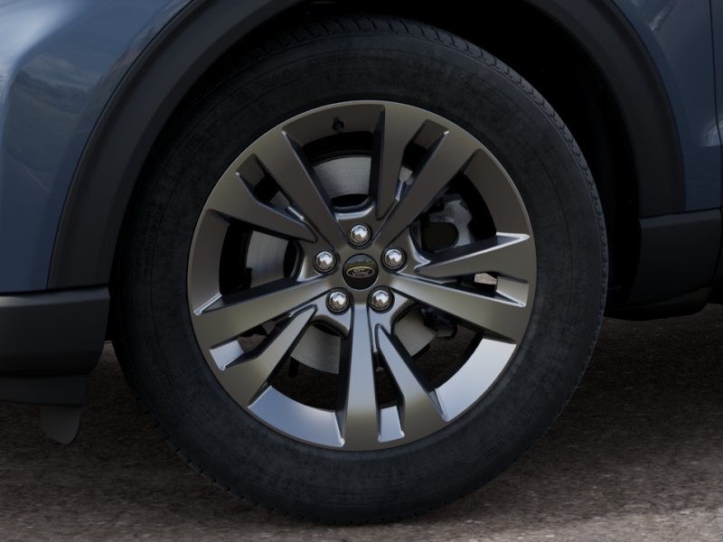 Ford Explorer Vehicle Full-screen Gallery Image 21