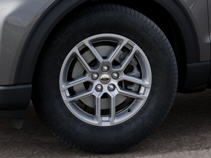 Ford Explorer Vehicle Full-screen Gallery Image 21