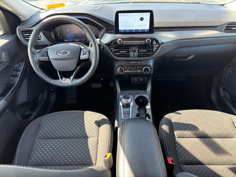 Ford Escape Vehicle Image 15