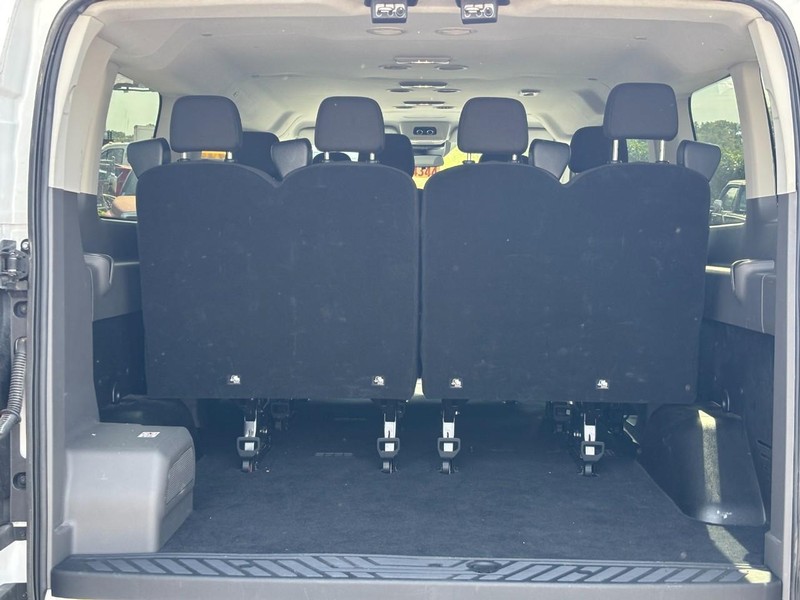 Ford Transit Passenger Wagon Vehicle Full-screen Gallery Image 11