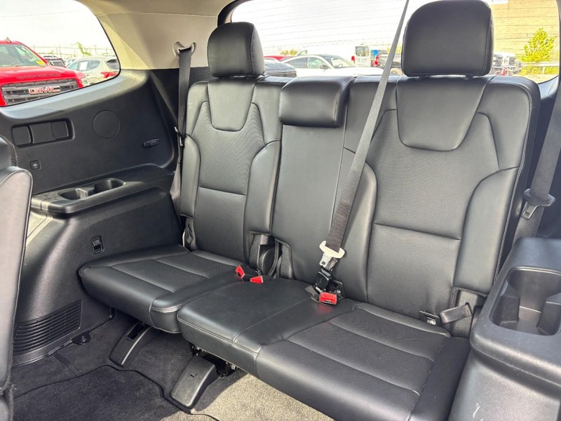 Kia Telluride Vehicle Full-screen Gallery Image 13