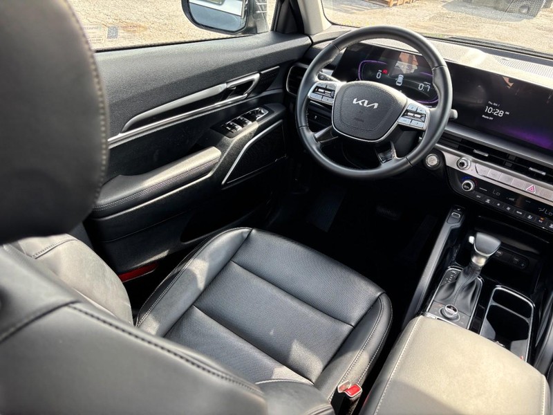 Kia Telluride Vehicle Full-screen Gallery Image 16