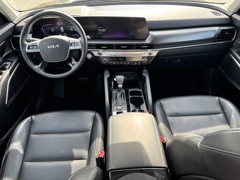 Kia Telluride Vehicle Full-screen Gallery Image 17
