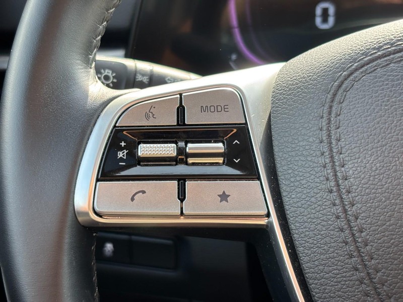 Kia Telluride Vehicle Full-screen Gallery Image 21