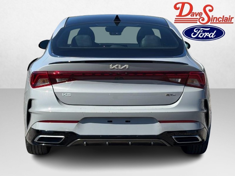 Kia K5 Vehicle Full-screen Gallery Image 08