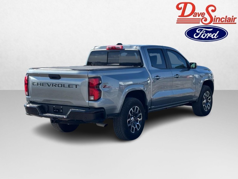 Chevrolet Colorado Vehicle Full-screen Gallery Image 07