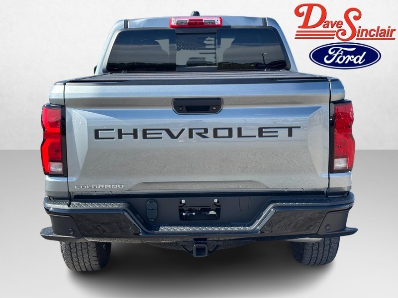 Chevrolet Colorado Vehicle Full-screen Gallery Image 08