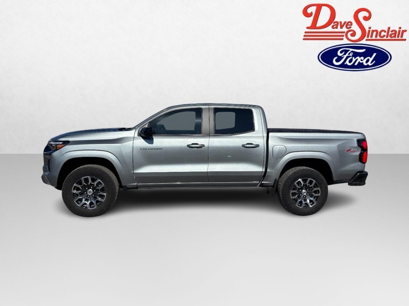 Chevrolet Colorado Vehicle Full-screen Gallery Image 10