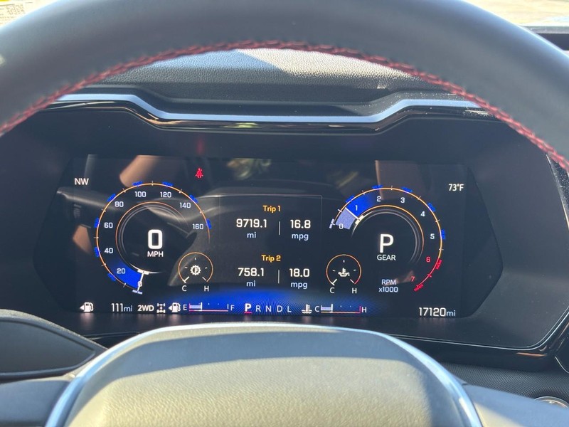 Chevrolet Colorado Vehicle Full-screen Gallery Image 20