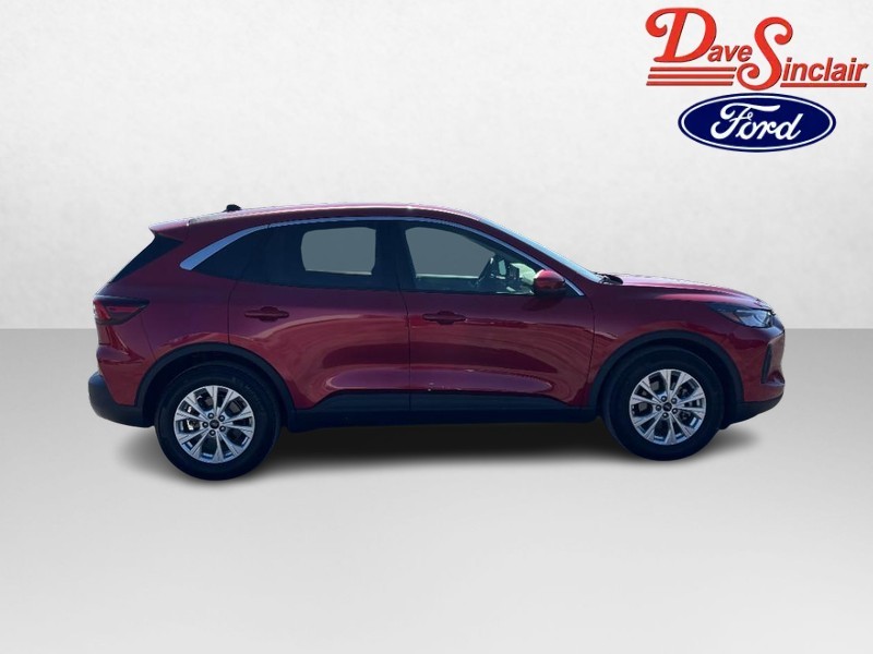 Ford Escape Vehicle Full-screen Gallery Image 05