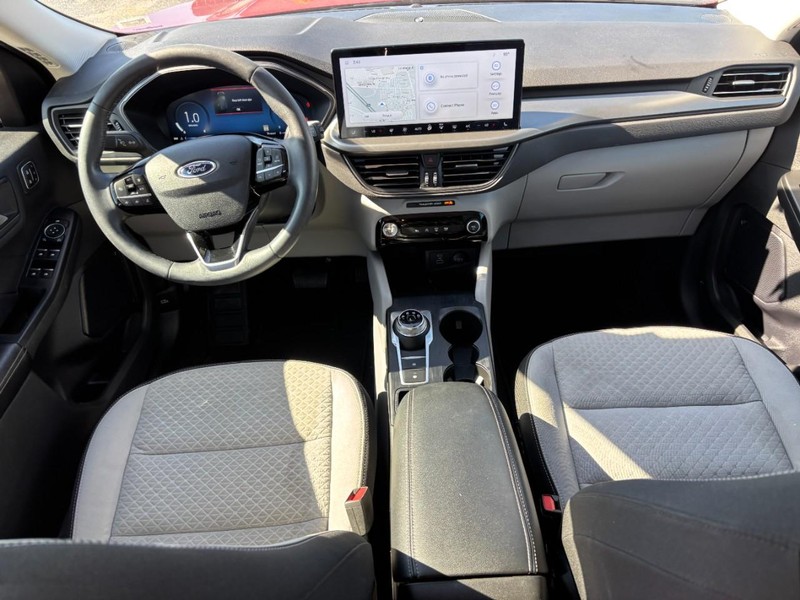 Ford Escape Vehicle Full-screen Gallery Image 14