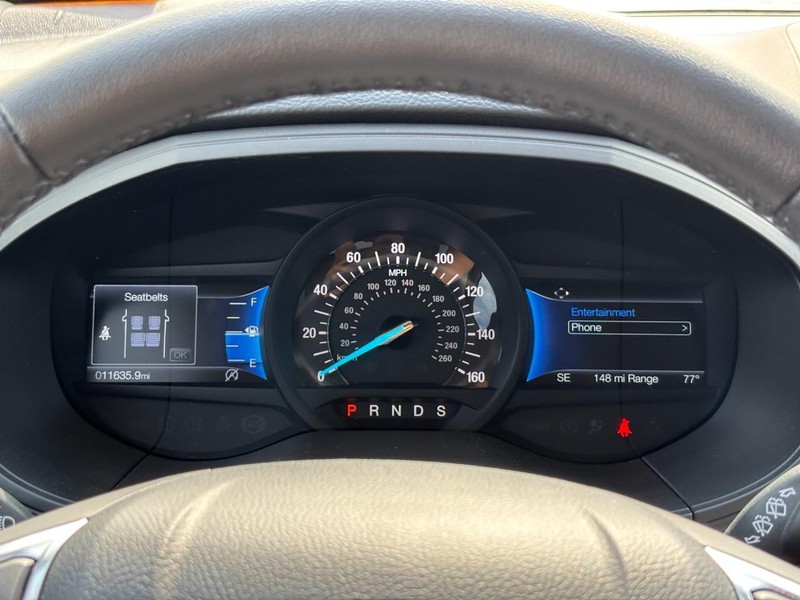 Ford Edge Vehicle Full-screen Gallery Image 21