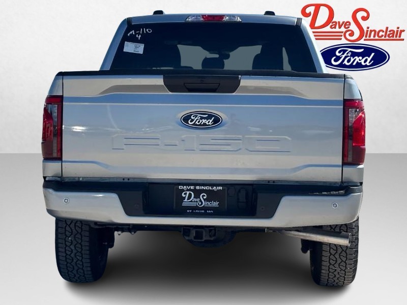 Ford F-150 Vehicle Full-screen Gallery Image 08