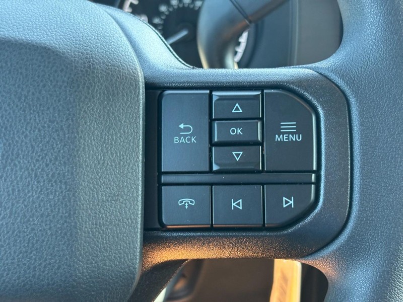 Ford F-150 Vehicle Full-screen Gallery Image 20