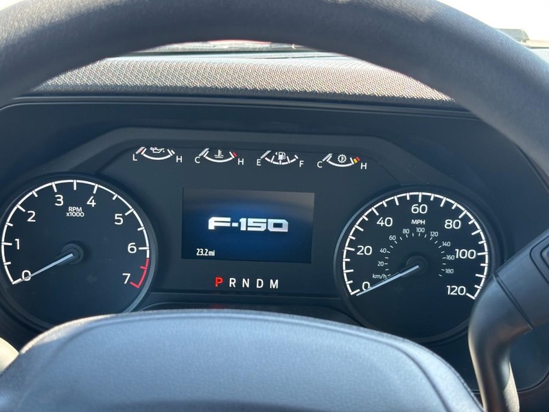 Ford F-150 Vehicle Full-screen Gallery Image 21