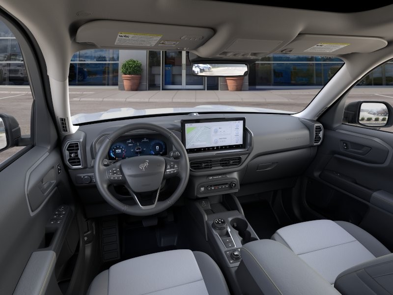 Ford Bronco Sport Vehicle Full-screen Gallery Image 11