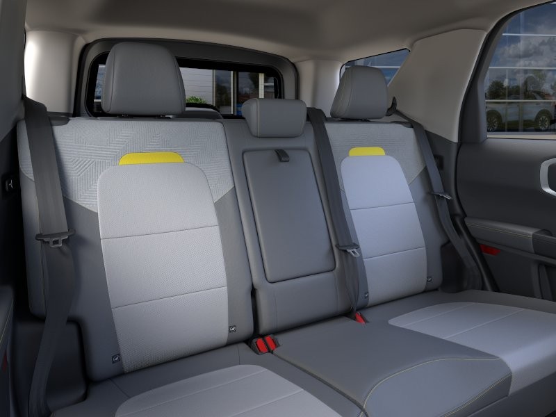 Ford Bronco Sport Vehicle Full-screen Gallery Image 13