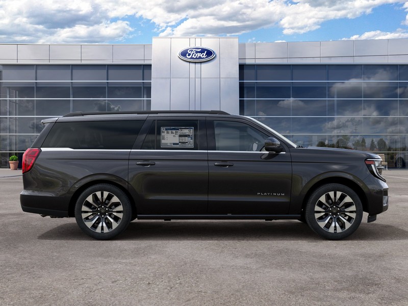 Ford Expedition Max Vehicle Full-screen Gallery Image 07