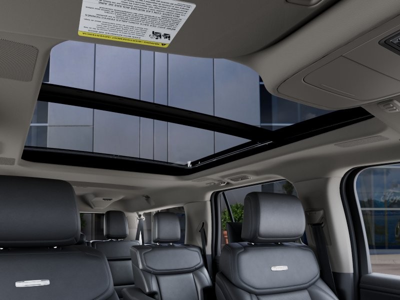Ford Expedition Max Vehicle Full-screen Gallery Image 24