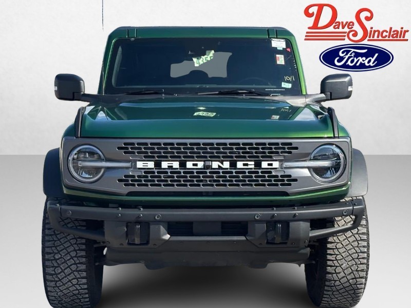 Ford Bronco Vehicle Image 02