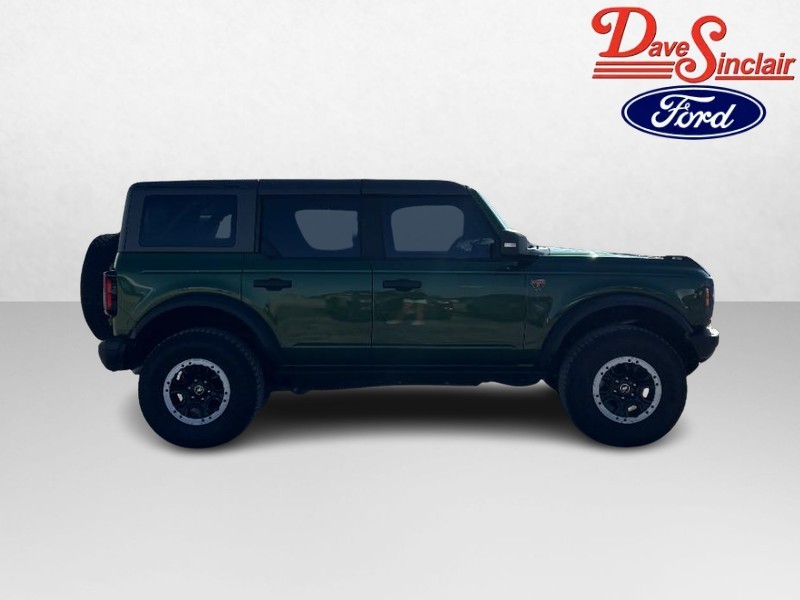 Ford Bronco Vehicle Image 05