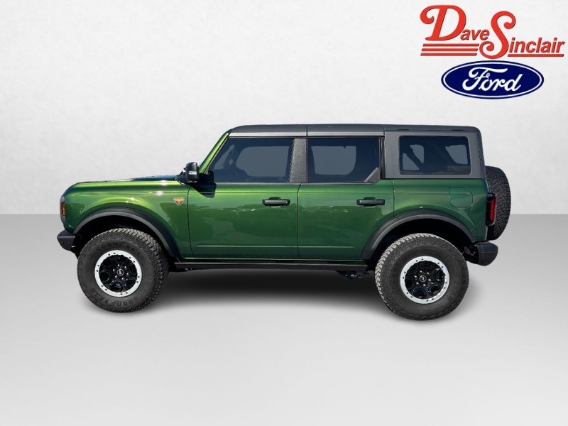 Ford Bronco Vehicle Image 10