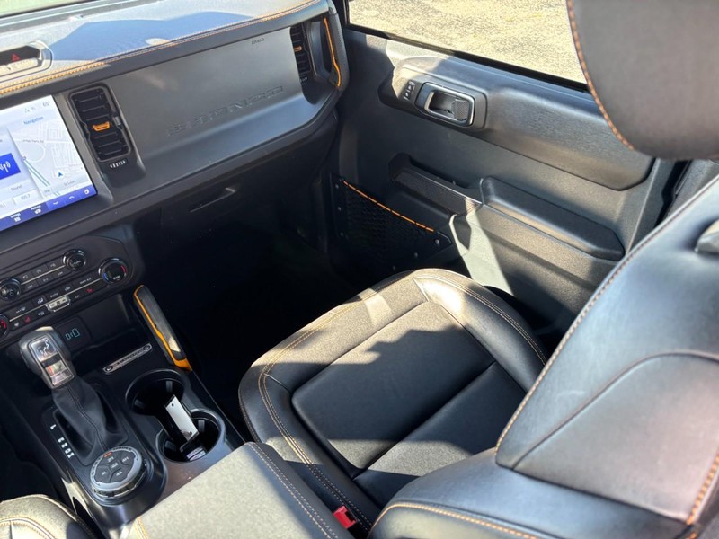 Ford Bronco Vehicle Image 16
