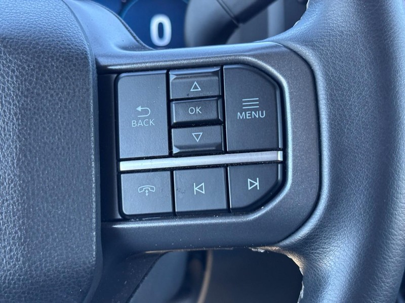 Ford F-150 Vehicle Full-screen Gallery Image 19