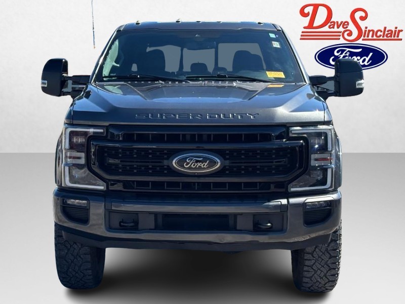 Ford Super Duty F-350 SRW Vehicle Image 02