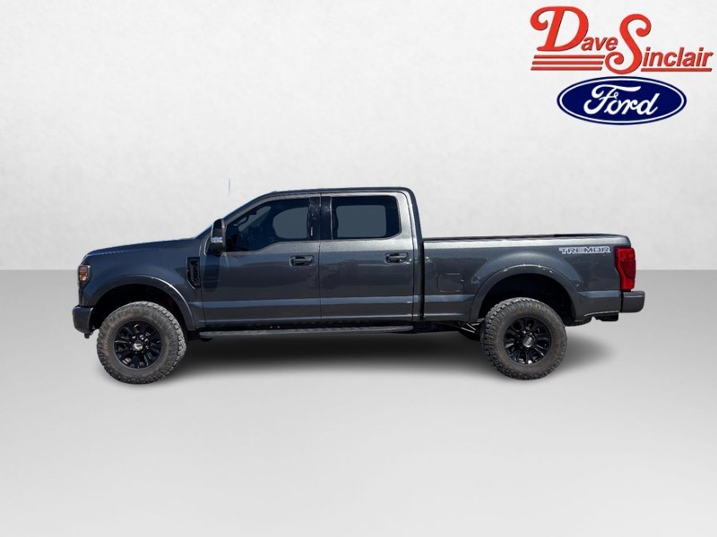 Ford Super Duty F-350 SRW Vehicle Image 10