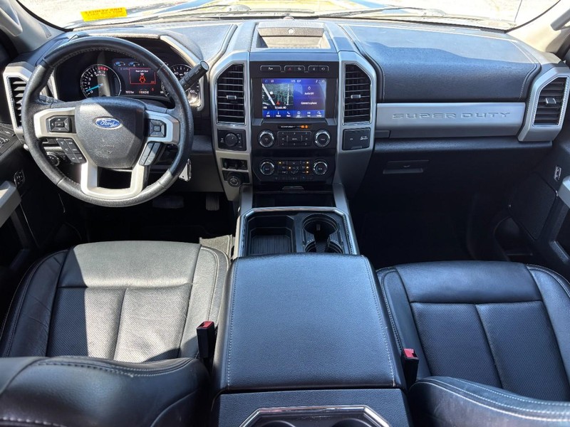 Ford Super Duty F-350 SRW Vehicle Image 15