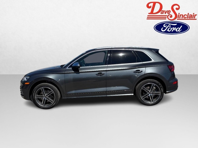 Audi SQ5 Vehicle Full-screen Gallery Image 10