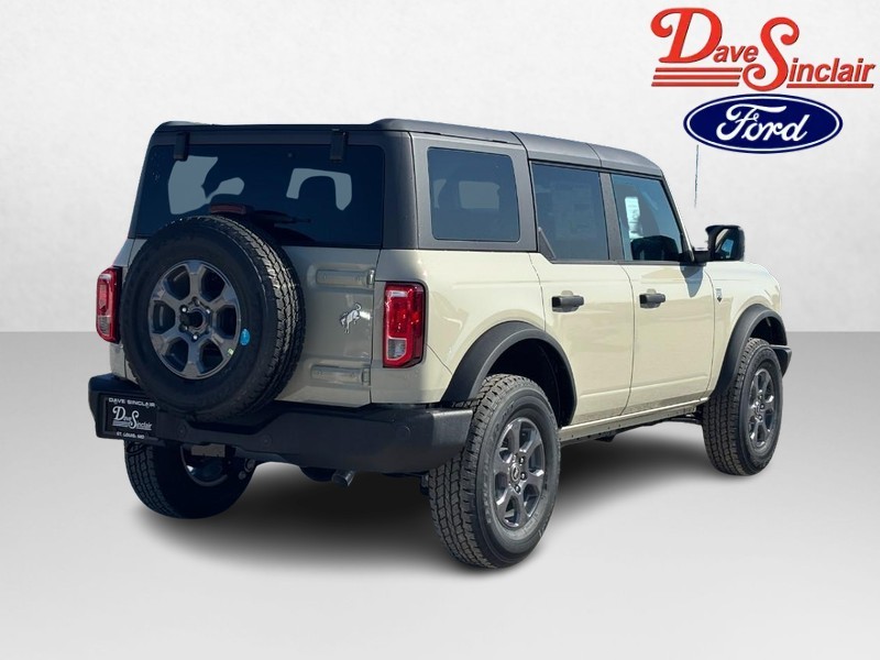 Ford Bronco Vehicle Image 07
