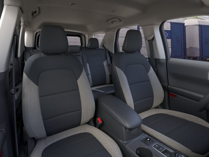 Ford Bronco Sport Vehicle Full-screen Gallery Image 12