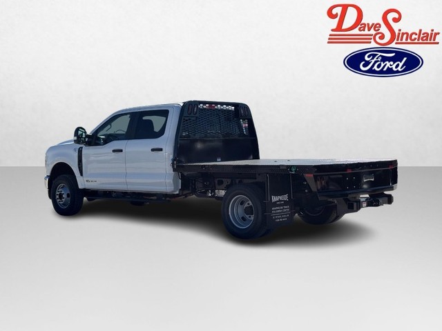 2027 Ford Super Duty F-350 DRW XL thumbnail image 07