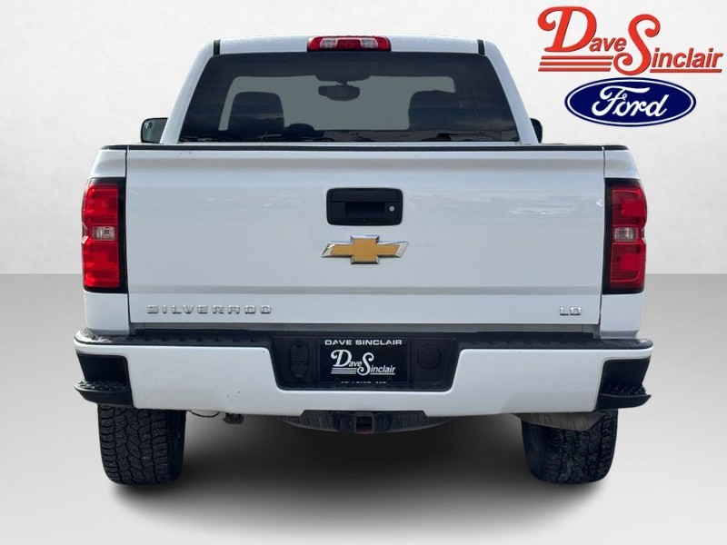Chevrolet Silverado 1500 LD Vehicle Image 08