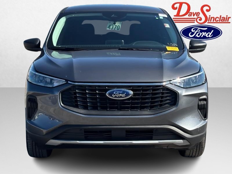 Ford Escape Vehicle Image 02