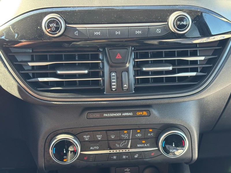 Ford Escape Vehicle Image 24