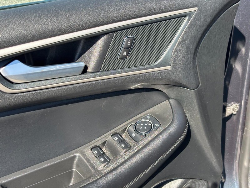 Ford Edge Vehicle Image 18