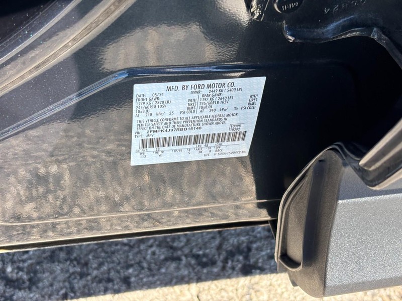 Ford Edge Vehicle Image 25