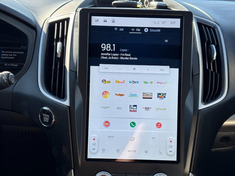 Ford Edge Vehicle Image 22