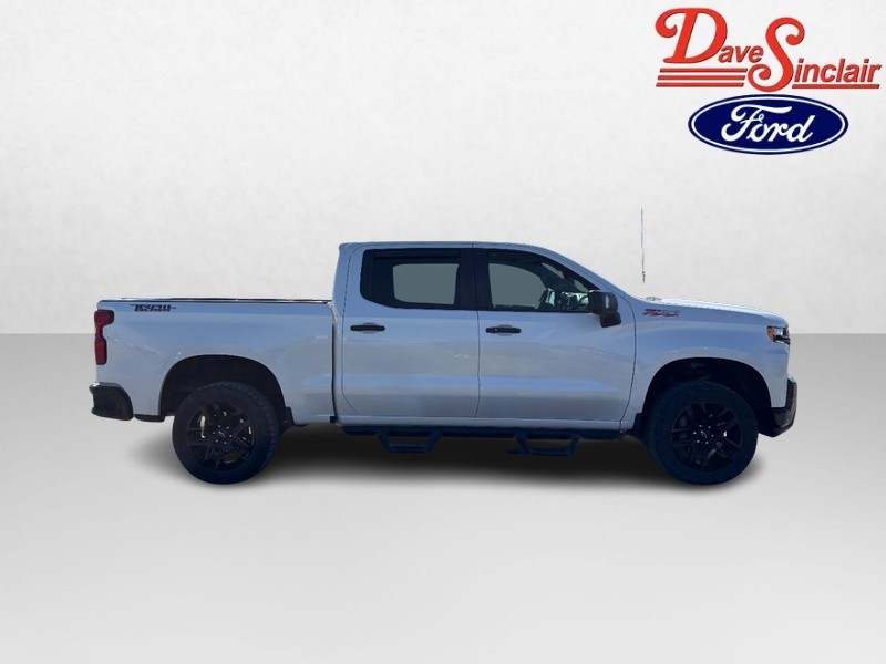 Chevrolet Silverado 1500 Vehicle Full-screen Gallery Image 05