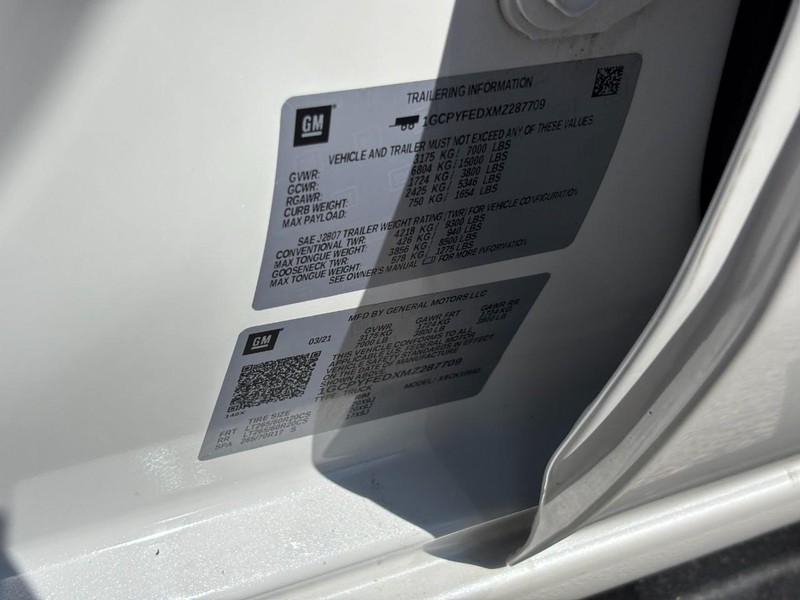 Chevrolet Silverado 1500 Vehicle Full-screen Gallery Image 25