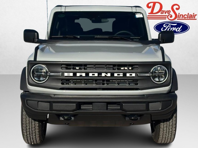 Ford Bronco Vehicle Image 02