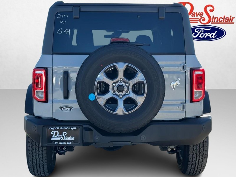 Ford Bronco Vehicle Image 08
