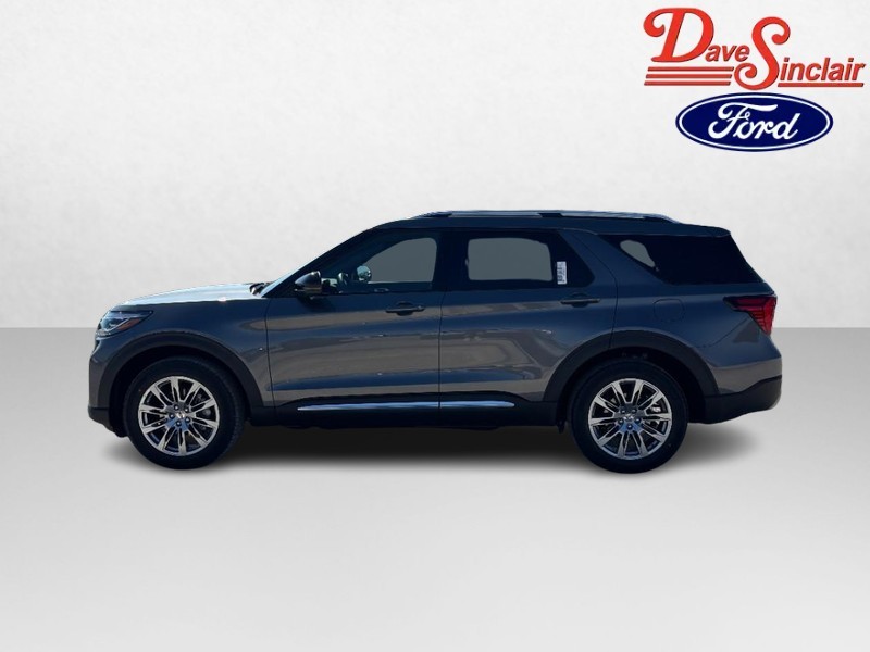 Ford Explorer Vehicle Image 10